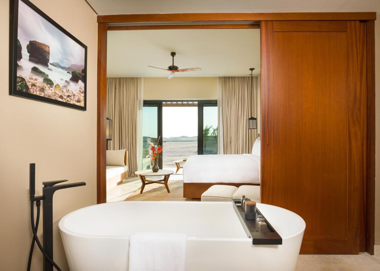 Alila Hinu Bay Salalah Mirbat Hotel Exterior photo